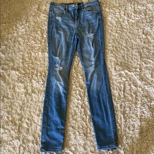 High-rise, super skinny, Hollister classic stretch